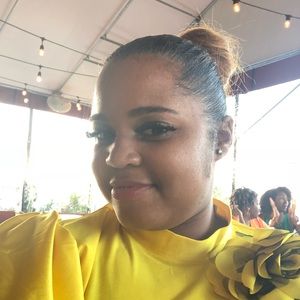 Meet your Posher, Cydney